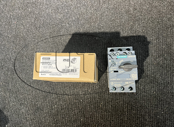 Circuit breaker size S0 for motor protection
