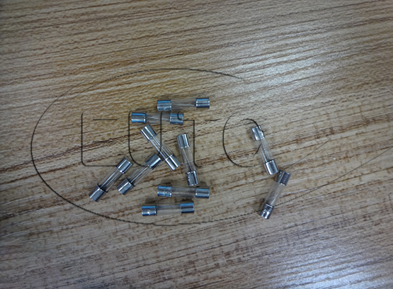 Cầu Chì Ống Thủy Tinh 1A 5x20mm Tốc Độ F