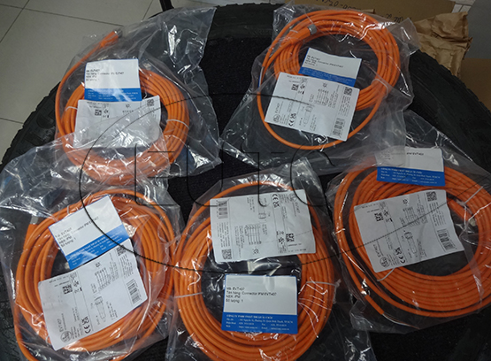 Connector IFM EVT407