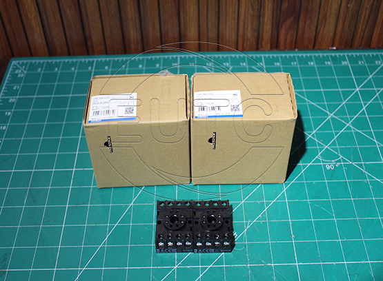 Rơ le G4Q-212S AC220 + đế PF083A-E