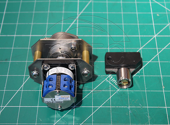 S-BLSS-A02022 S BL STAINLESS STEEL, SS DUST/ C , AC 20 AMP ITM-00019921