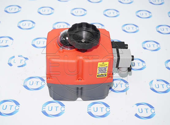 Đầu J4C S20 của van điều khiển bao gồm bộ chuyển đổi DPS