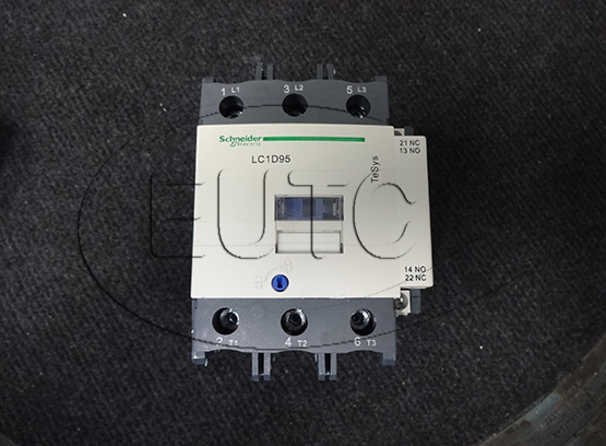 KHỞI ĐỘNG TỪ LC1D 3PAC3 95A
