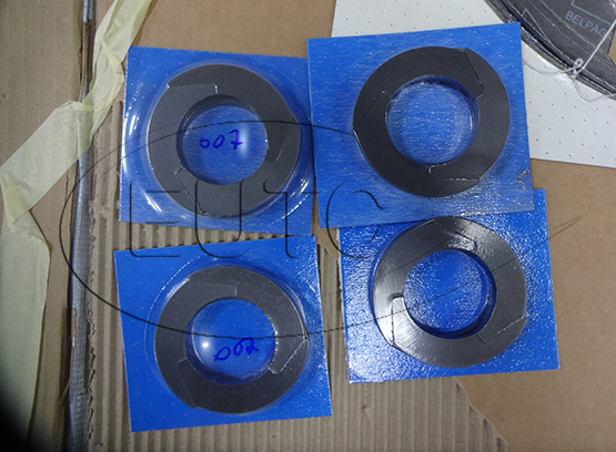 Piston rod packing 1 set = 4 pairs