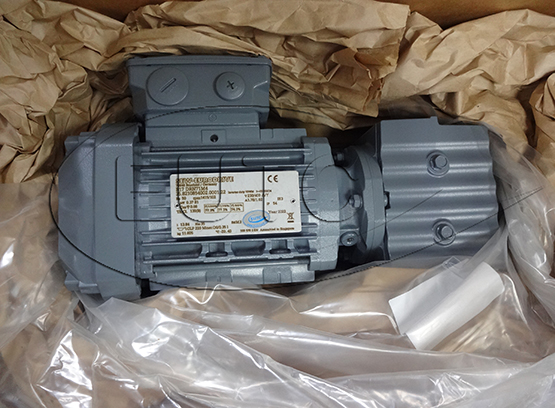 Helical gearmotor