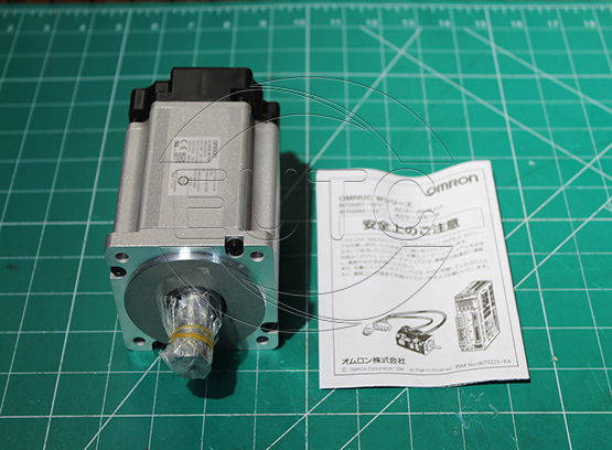 Motor AC Servo Omron R88M K75030H-S2