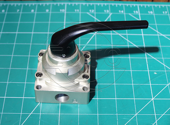 Van gạt tay khí nén STNC TG34-S-15-G1/2